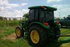 2023 John Deere 5075E Image 9