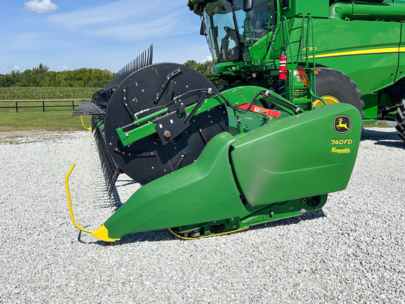 2020 John-Deere 740FD