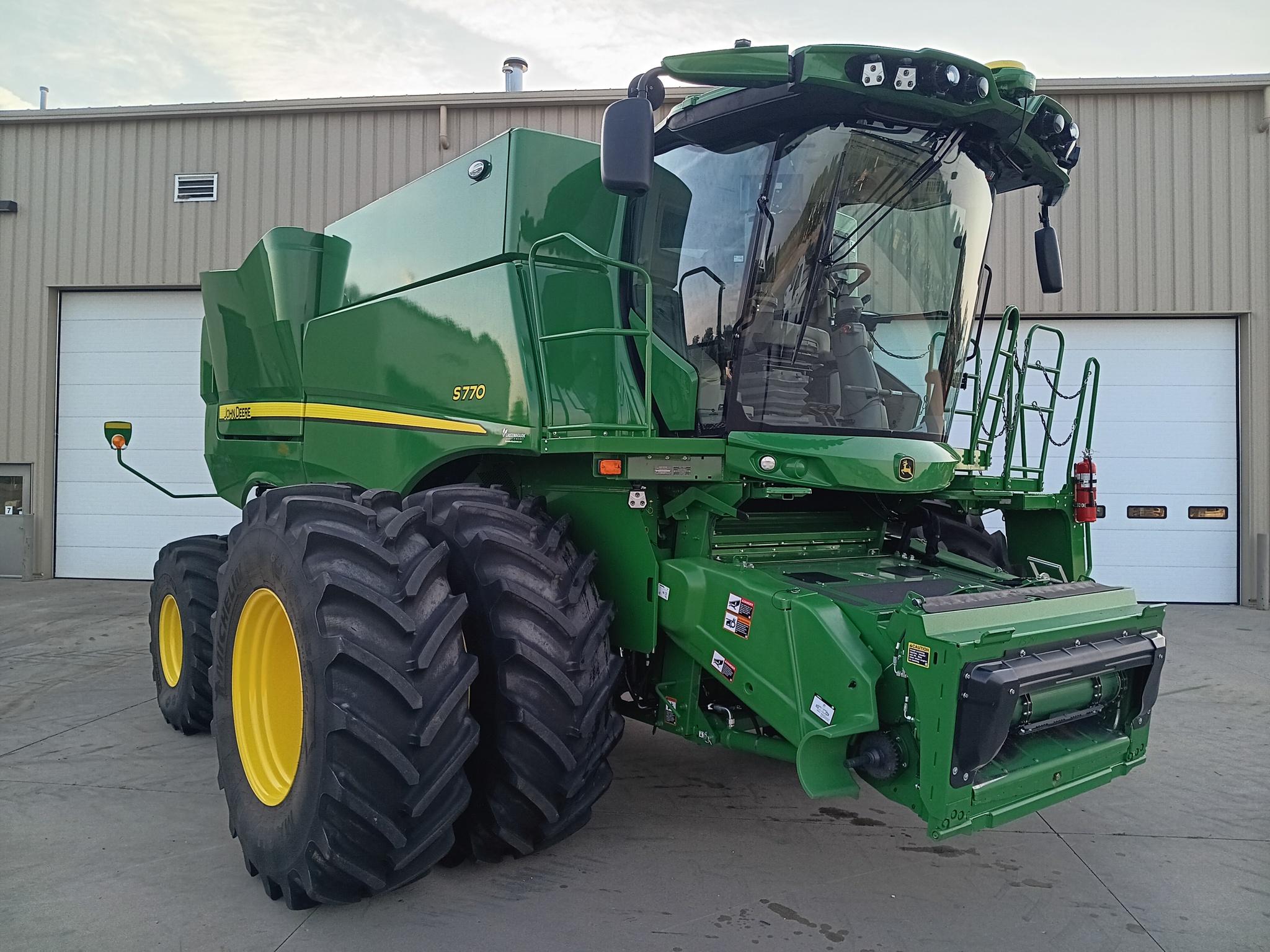 2024 John Deere S770 Image 1