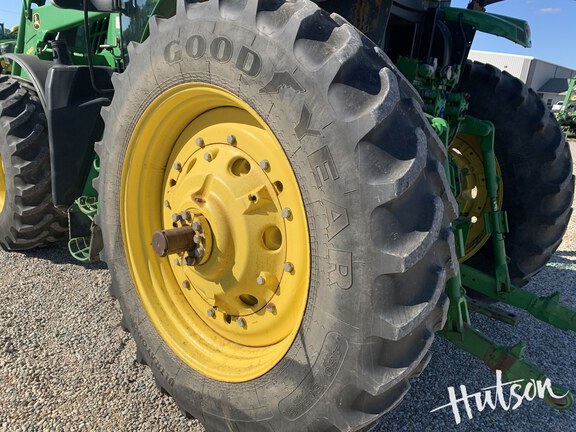 Photo of 2013 John Deere 6170R
