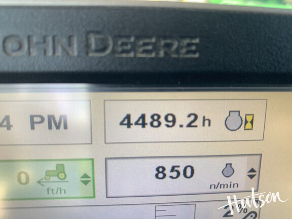 Photo of 2013 John Deere 6170R