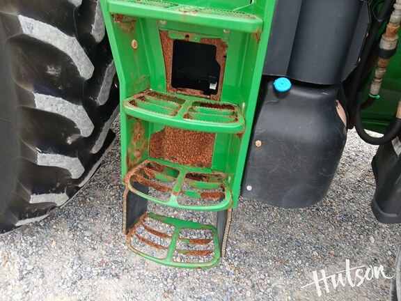 Photo of 2013 John Deere 6170R