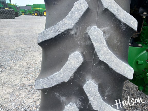Photo of 2013 John Deere 6170R