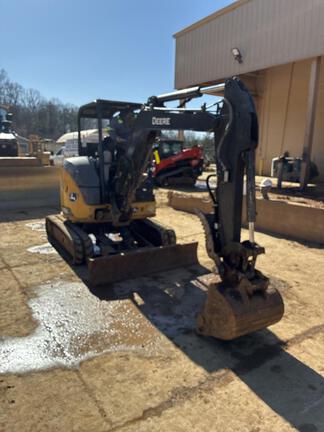 Photo of a 2021 John Deere 35G