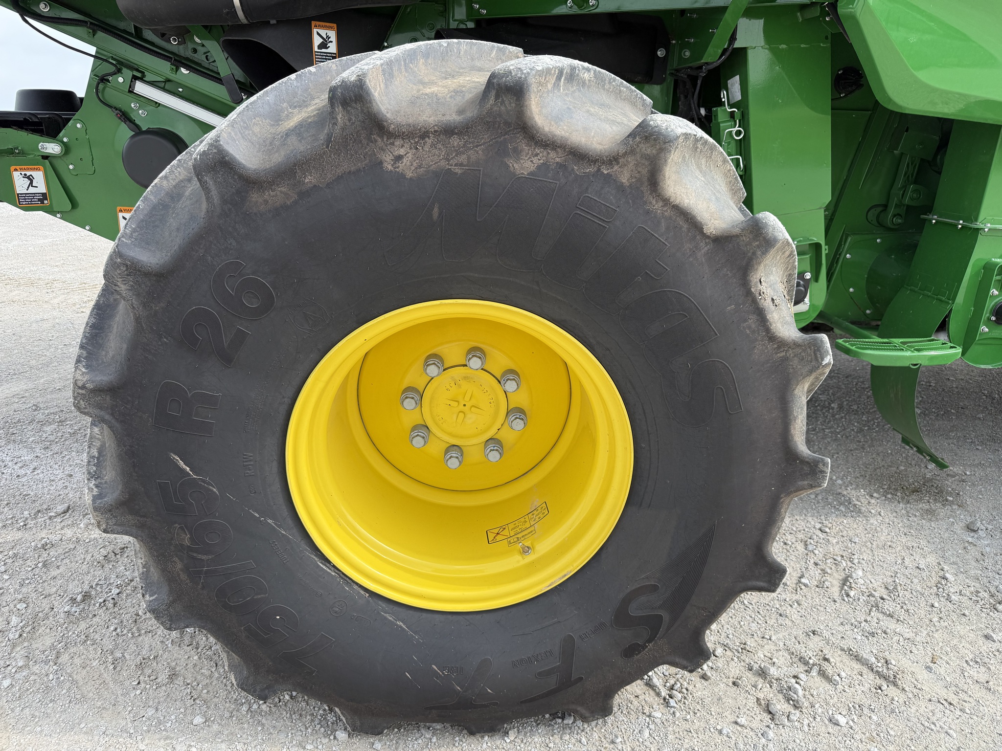  2025 John Deere S7 800 at Heritage Tractor in Nevada, MO