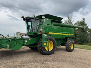2005 John Deere 9860 STS Image 7