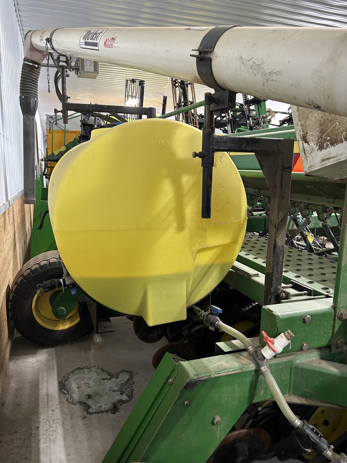 1993 John Deere 750 Image 10