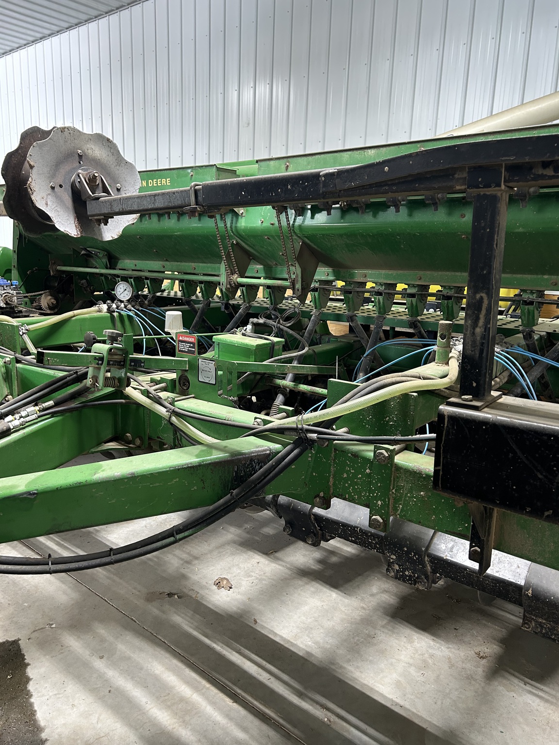 1993 John Deere 750 Image 6
