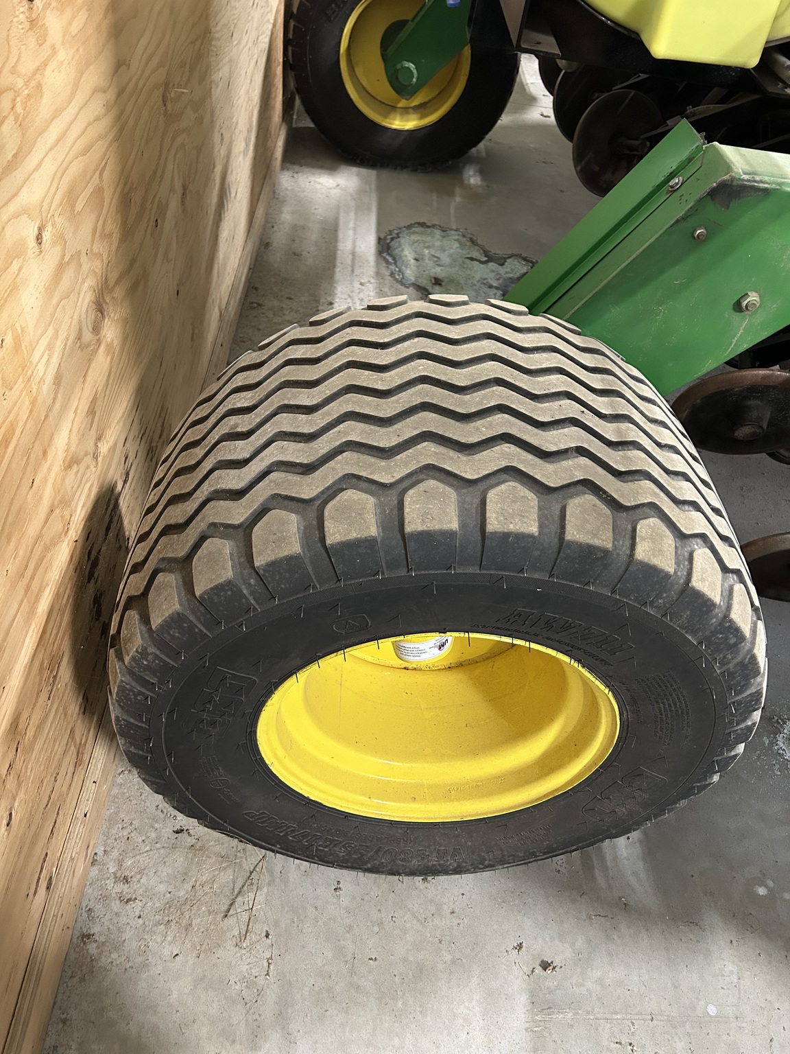 1993 John Deere 750 Image 13