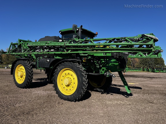 2017 John Deere R4045 | Self-Propelled Sprayers | MachineFinder