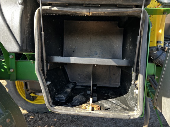 2017 John Deere R4045 - Photo31