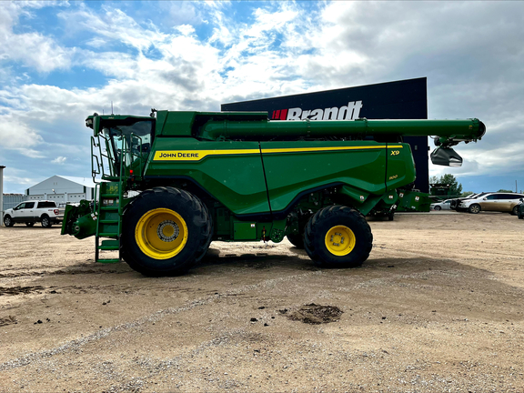 2025 John Deere X9 1100