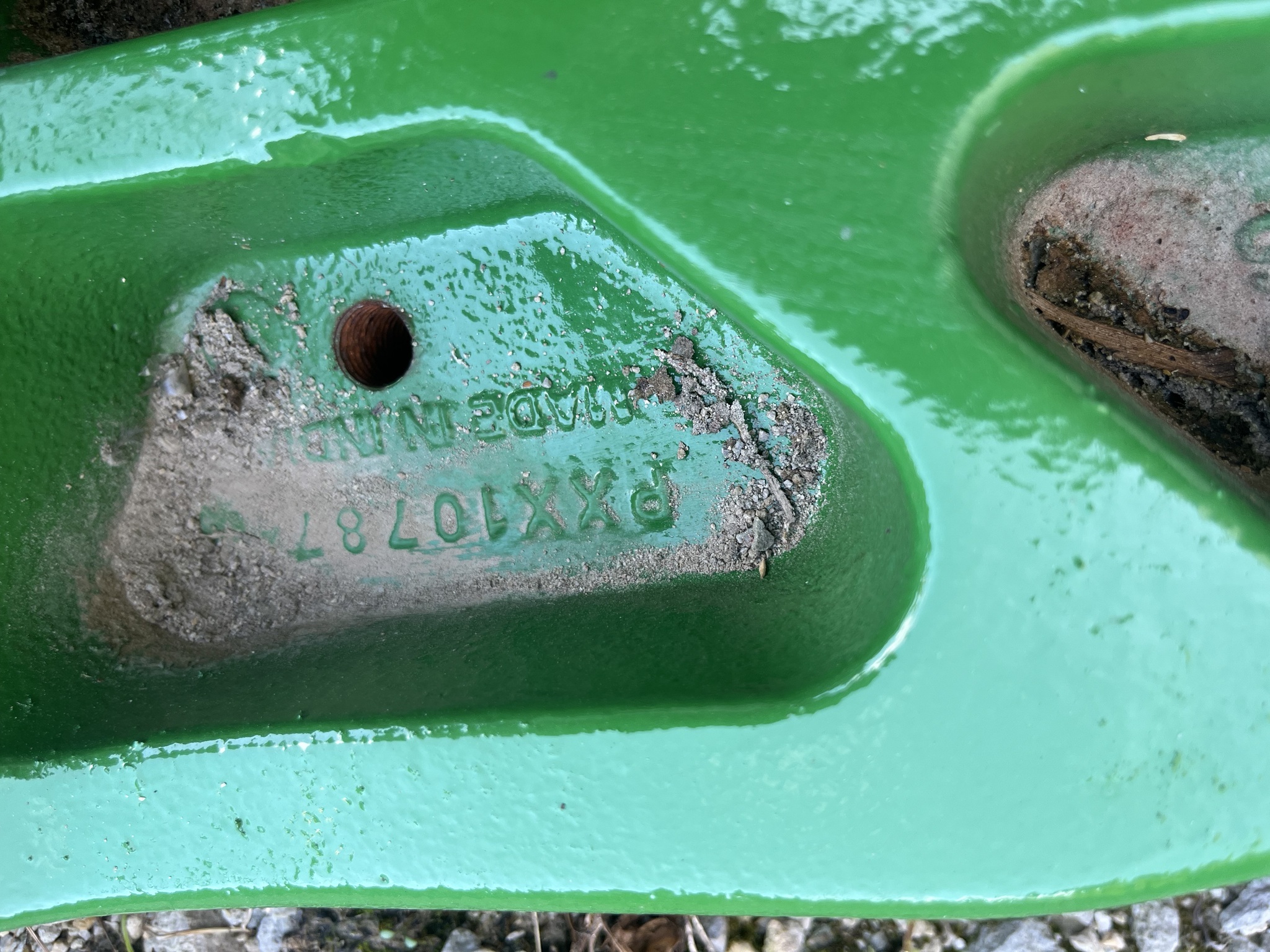 John Deere LOADER BRACKETS Image 1