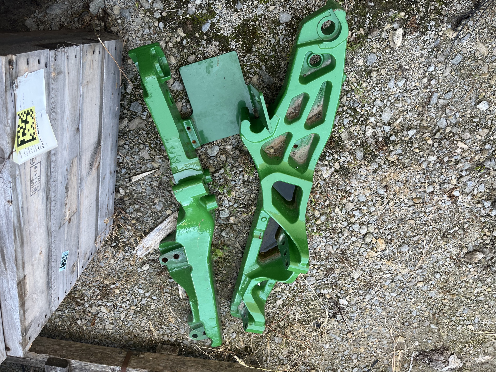 John Deere LOADER BRACKETS Image 2