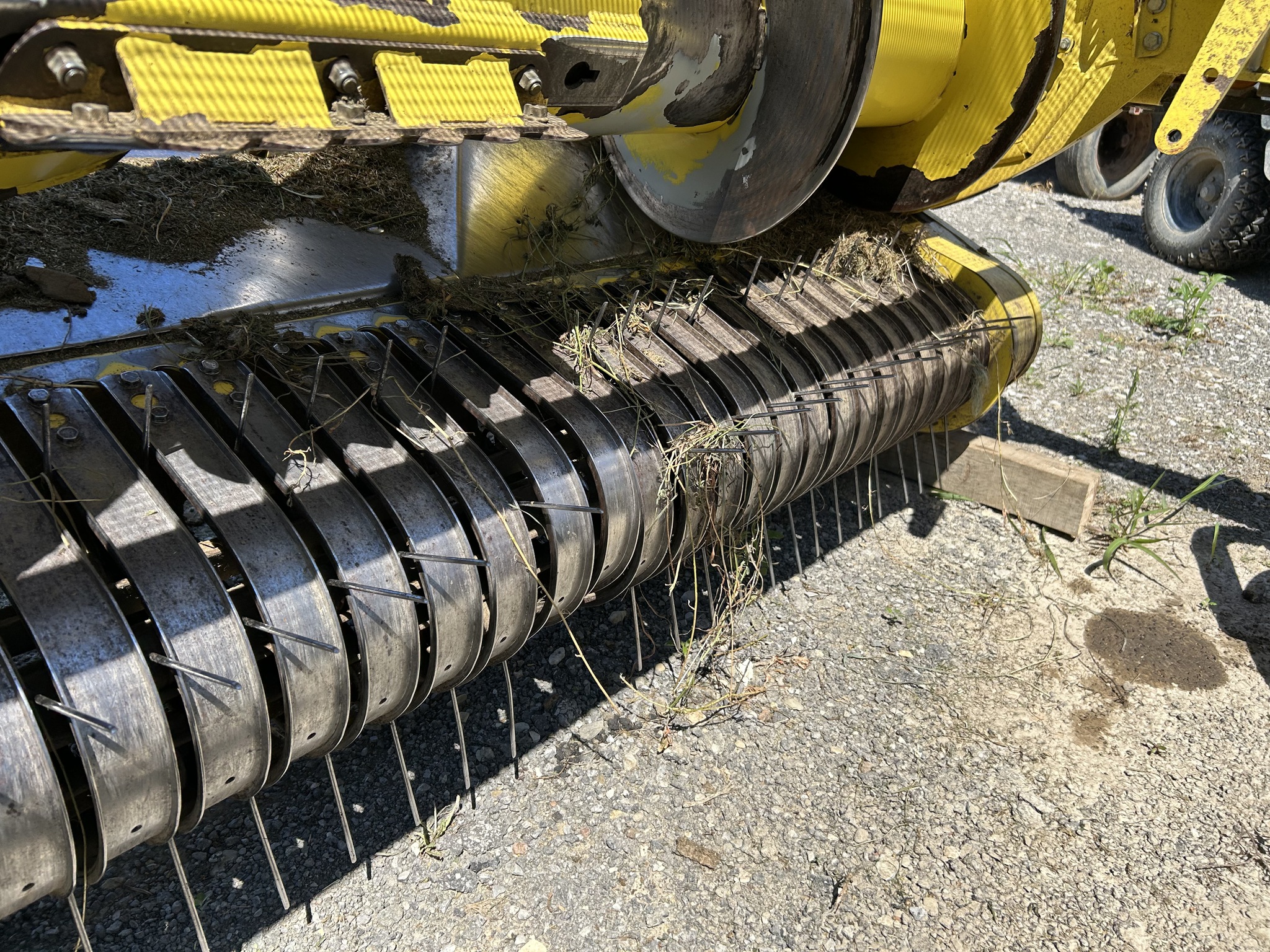 2016 John Deere 639 Image 4