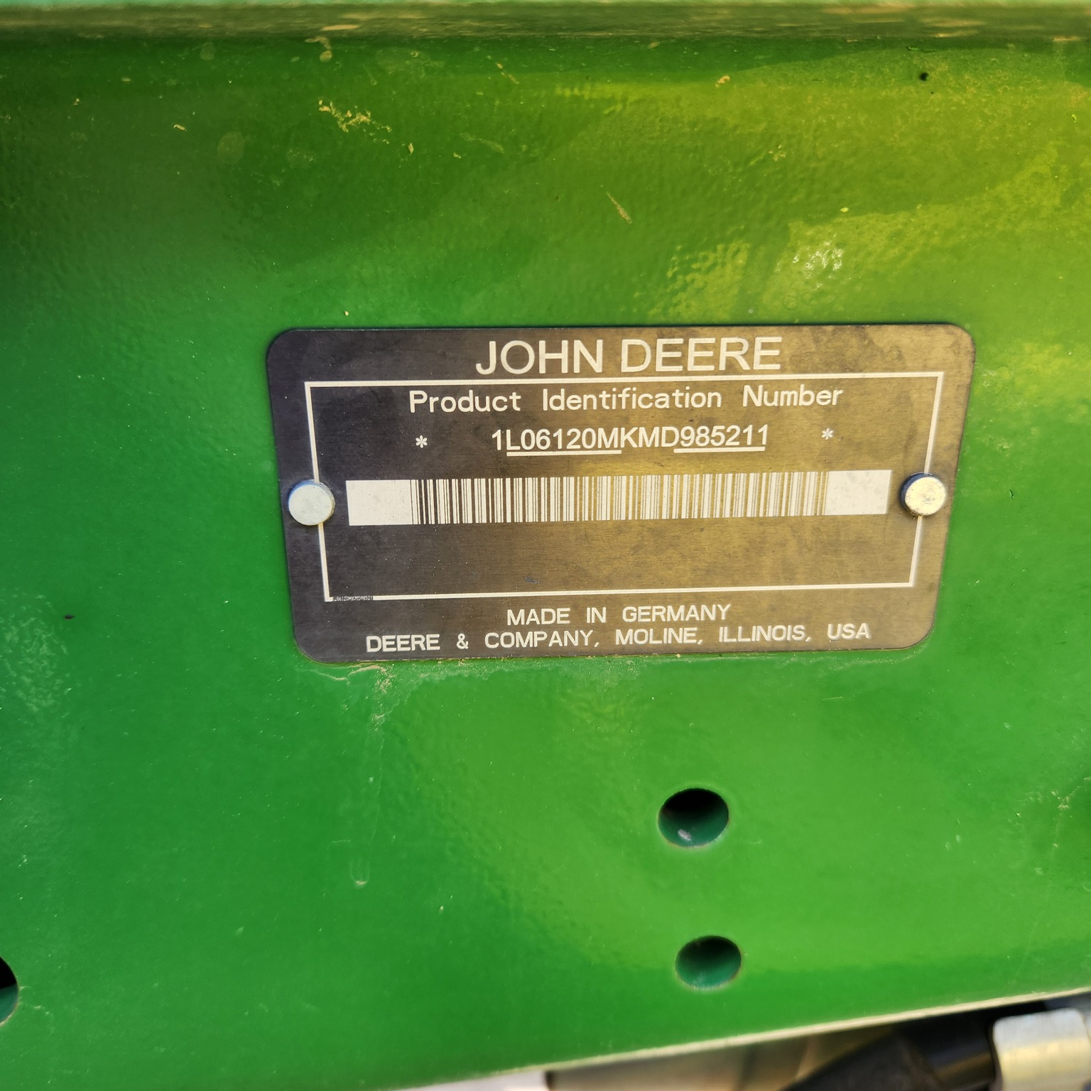 2021 John Deere 6120M Image 13