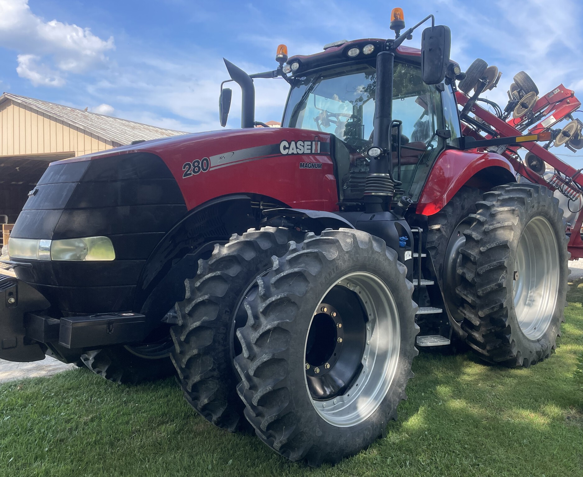 2019 Case IH Magnum 280 Image 1