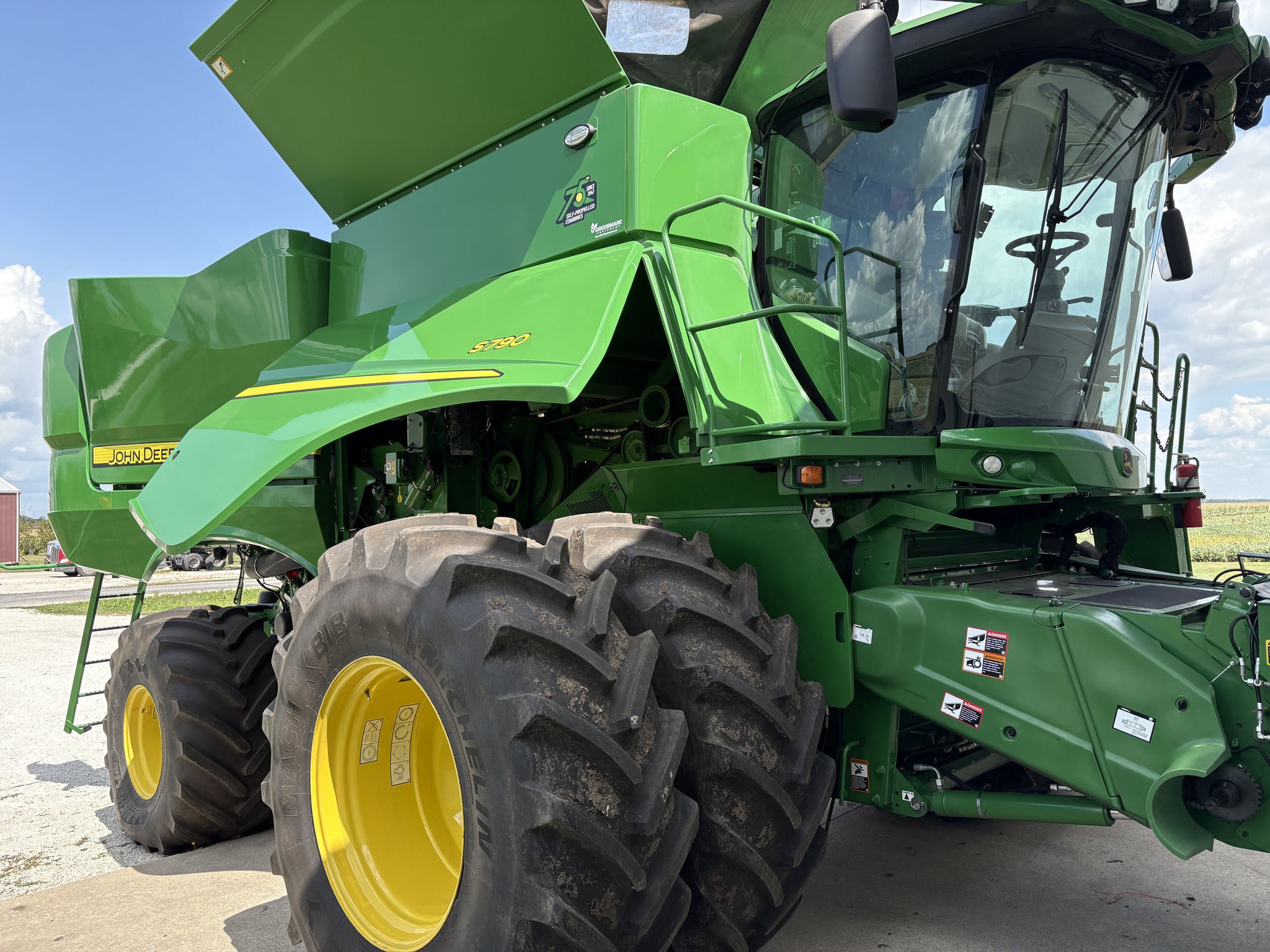 2022 John Deere S790 Image 2