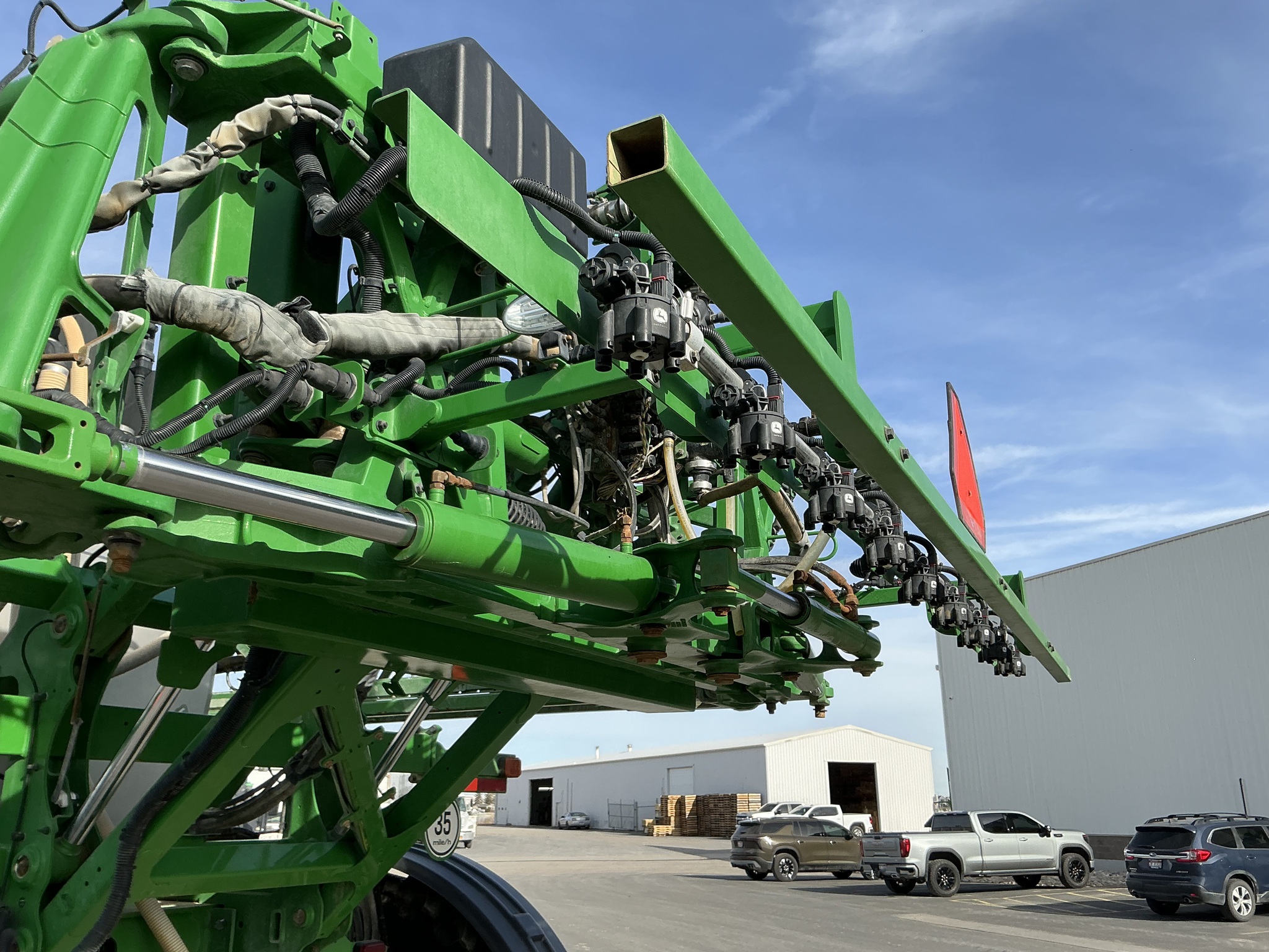 2020 John Deere R4044 Image 15