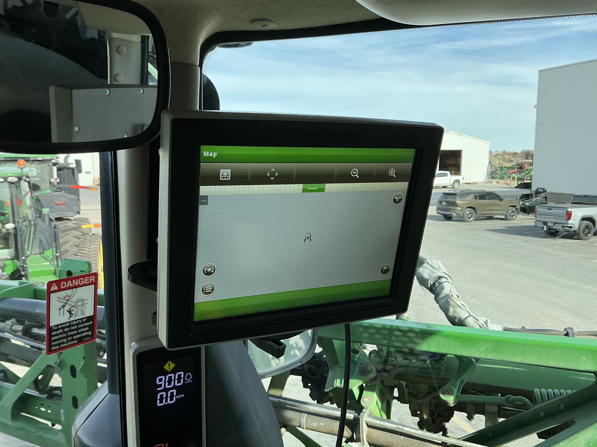 2020 John Deere R4044 Image 35