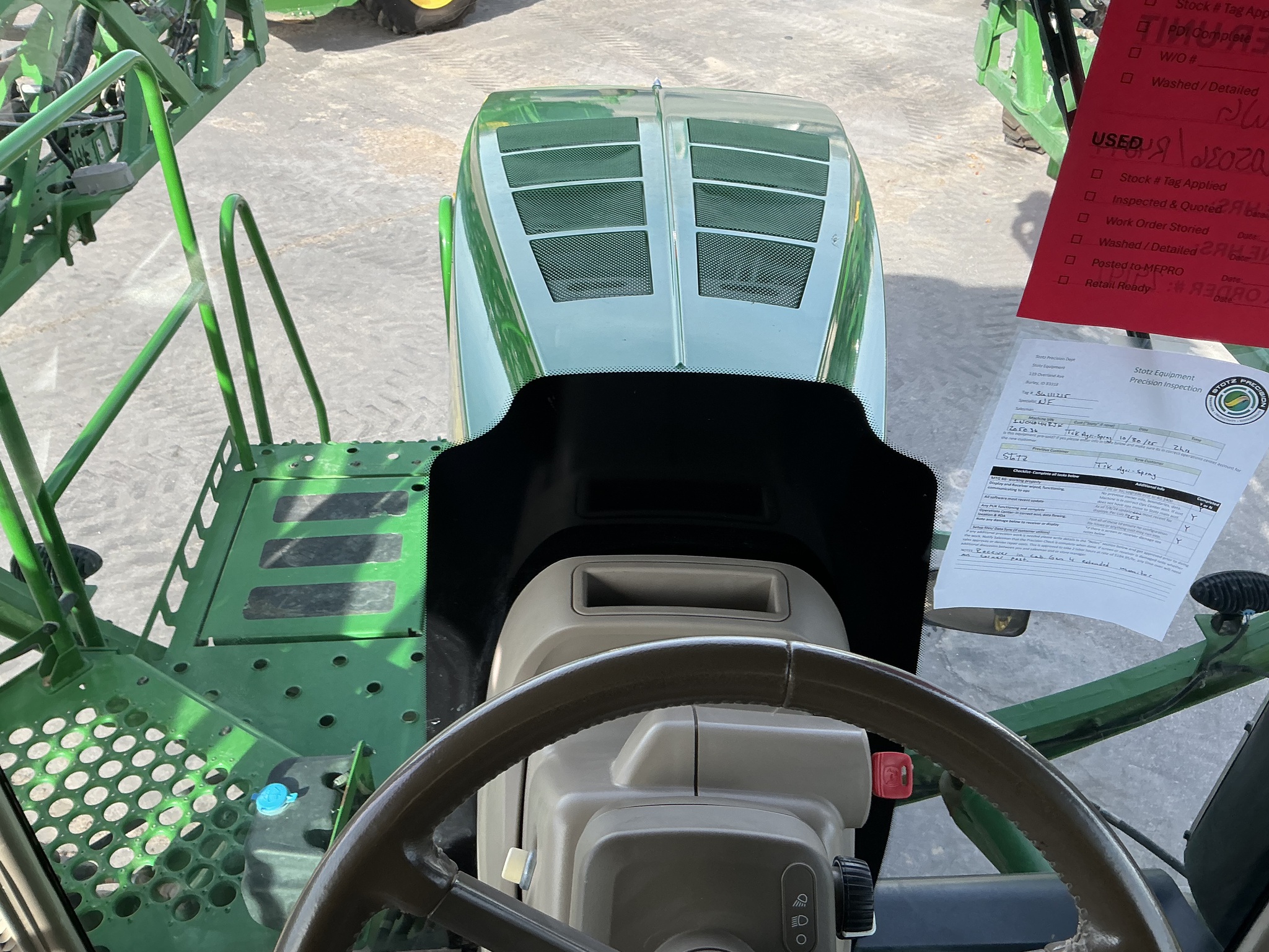 2020 John Deere R4044 Image 34