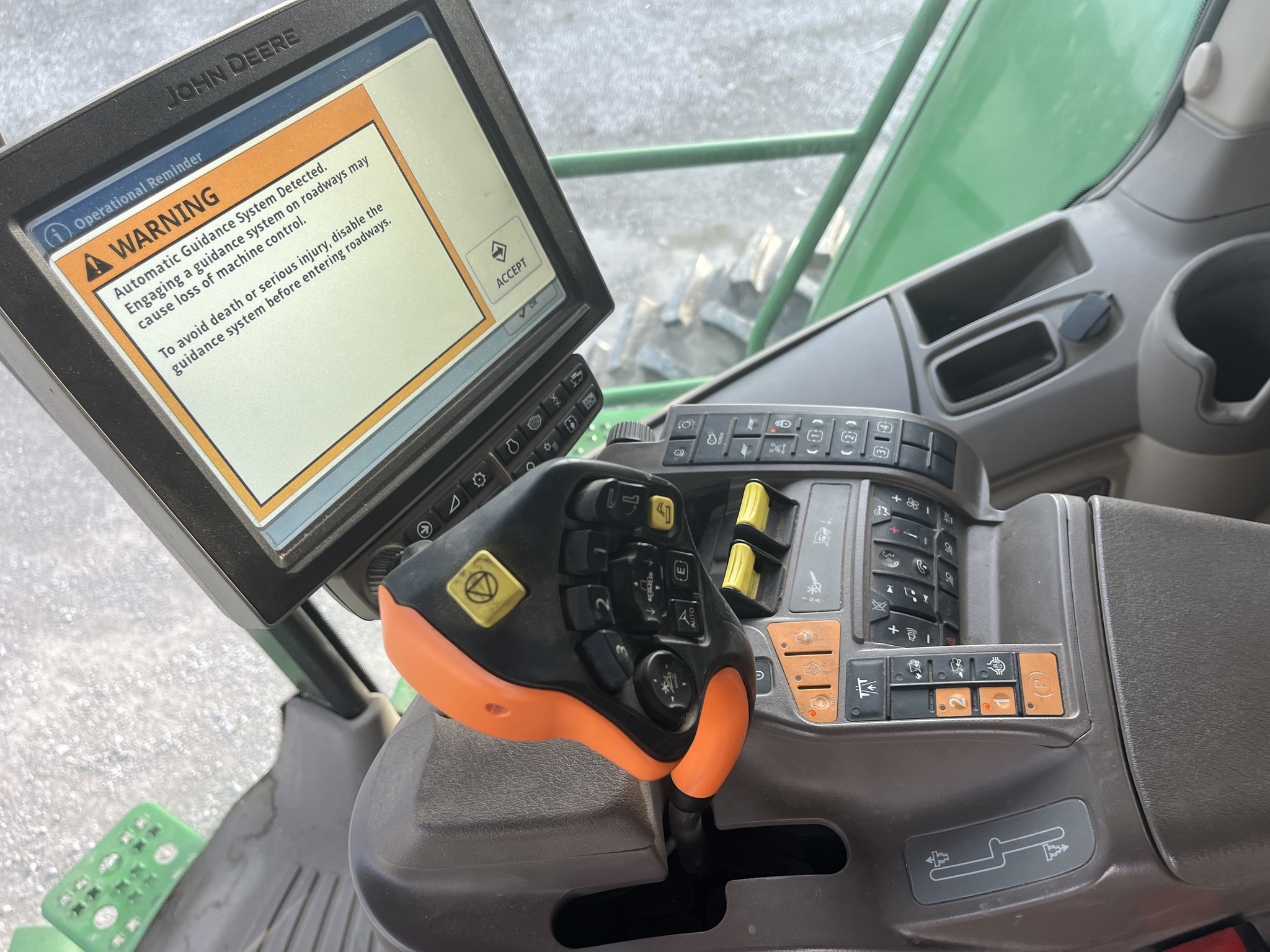  2022 John Deere S770 at Heritage Tractor in Nevada, MO