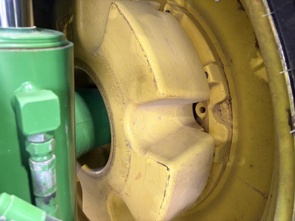 Photo of 2013 John Deere 8360R