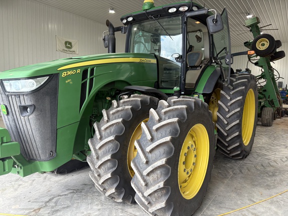 Photo of 2013 John Deere 8360R