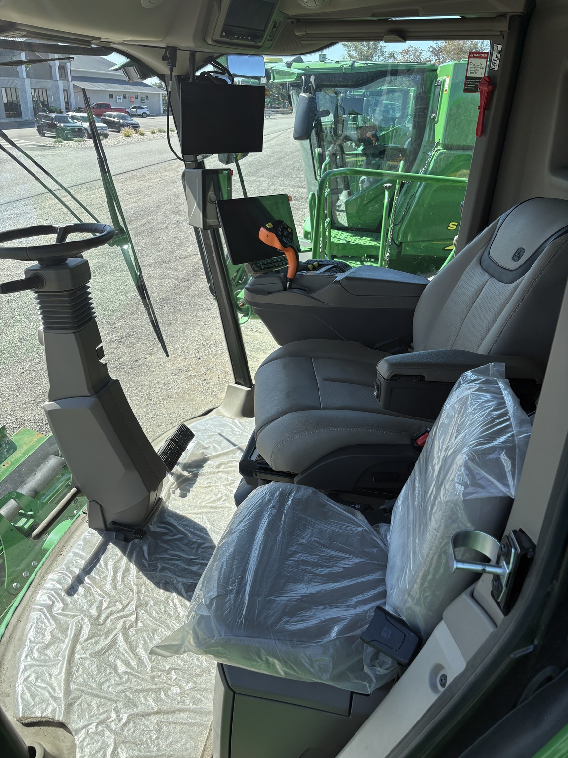 2025 John Deere S7 800 Image 12