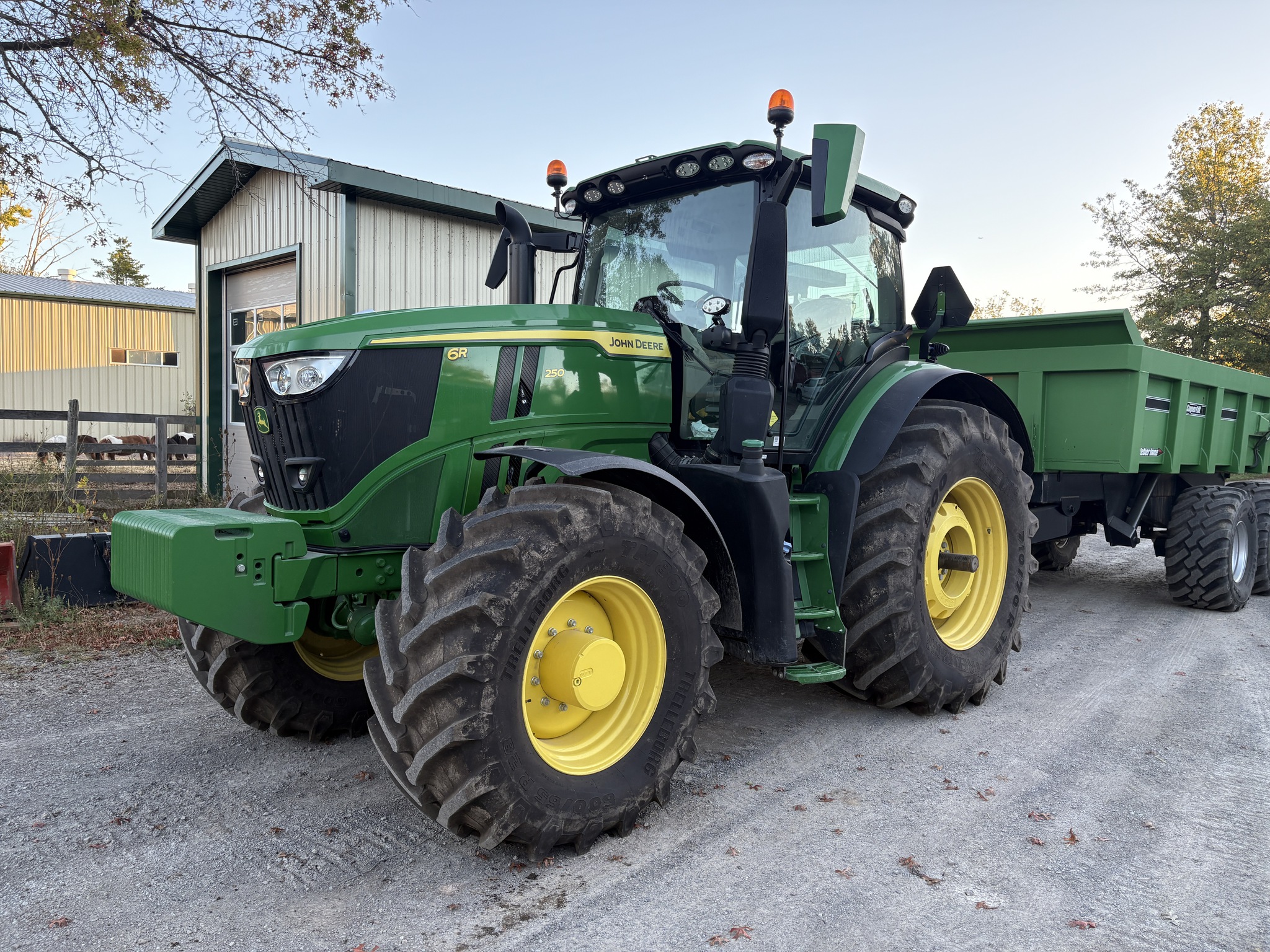 2022 John Deere 6R 250 Image 1