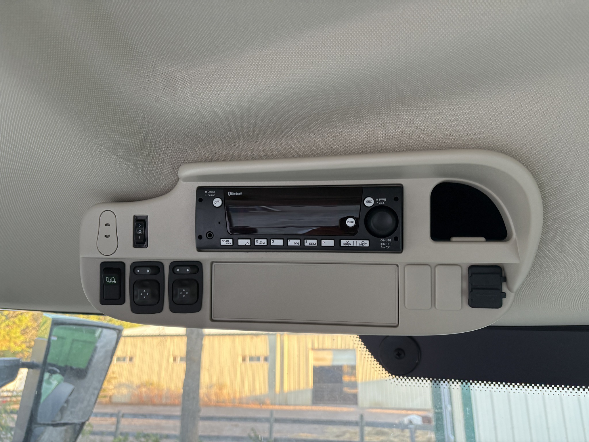 2022 John Deere 6R 250 Image 17