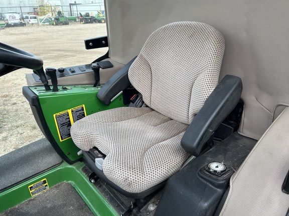 Used 2018 John Deere 1585 Commercial Front Mowers at Horizon Ag & Turf in Edmonton South, AB - Photo6