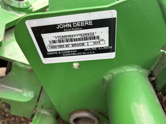 Used 2018 John Deere 1585 Commercial Front Mowers at Horizon Ag & Turf in Edmonton South, AB - Photo8