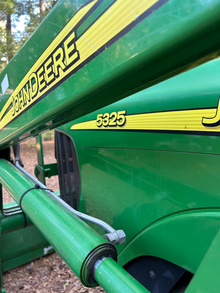 2006 John Deere 5325 Image 3