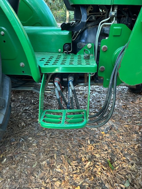 2006 John Deere 5325 Image 8