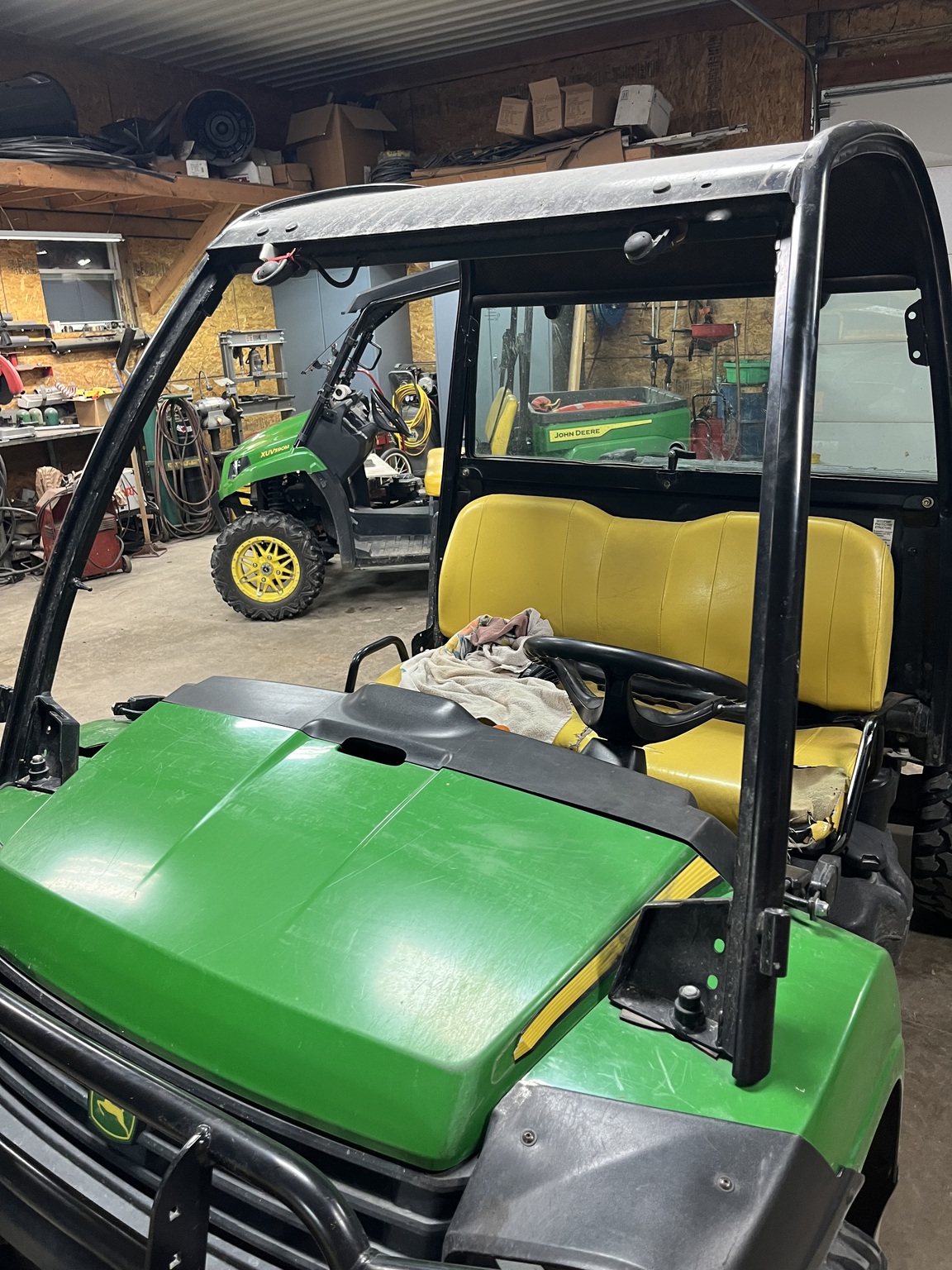 2018 John Deere XUV 825M Image 1
