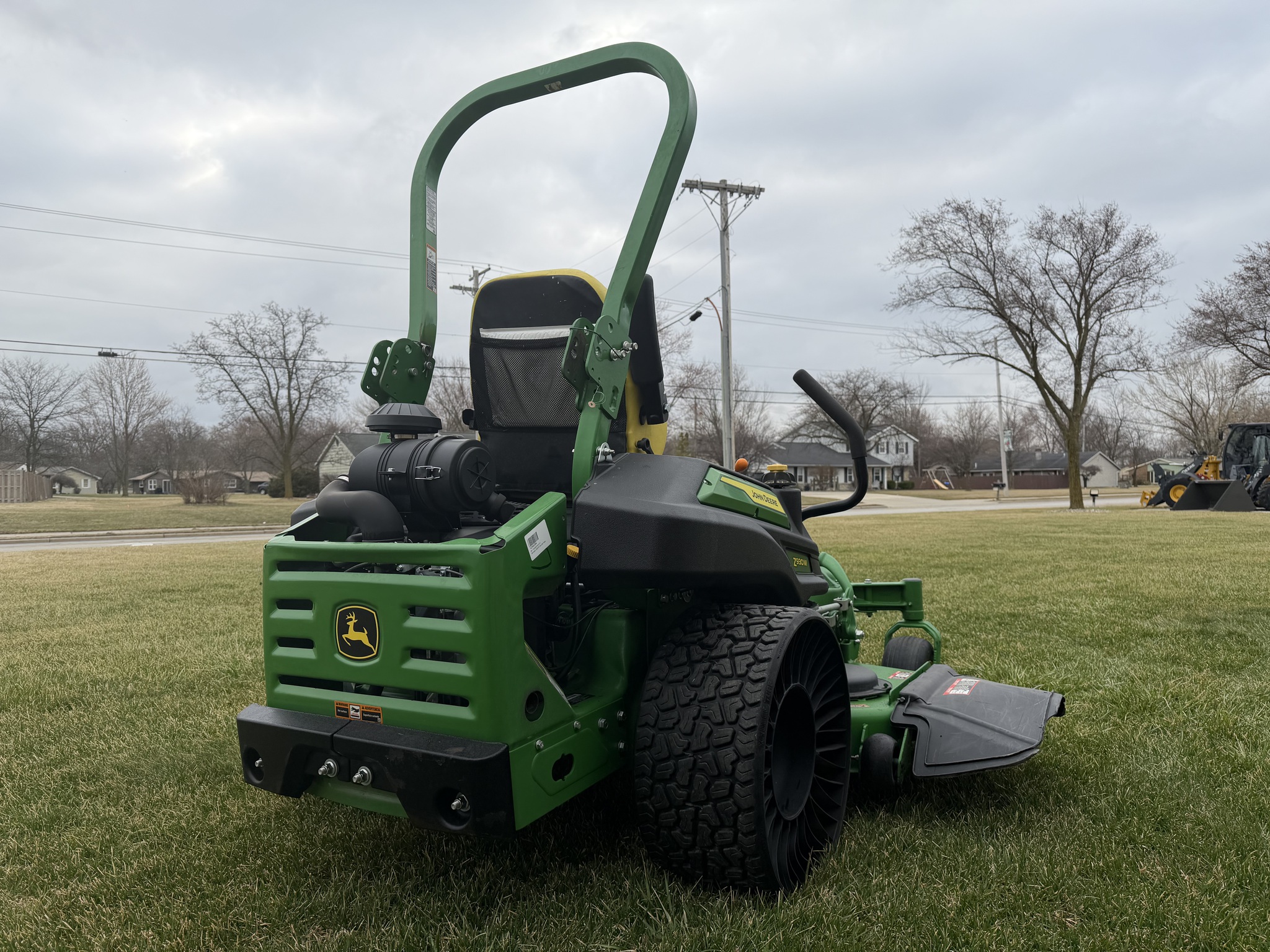 2024 John Deere Z930M Image 6