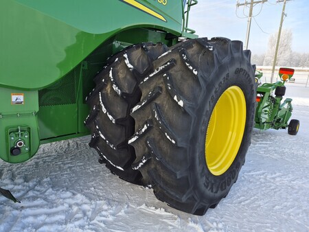 Used 2018 John Deere S780 Combines at Horizon Ag & Turf in St. Paul, AB - Photo25