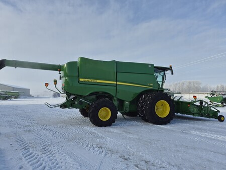 Used 2018 John Deere S780 Combines at Horizon Ag & Turf in St. Paul, AB - Photo5