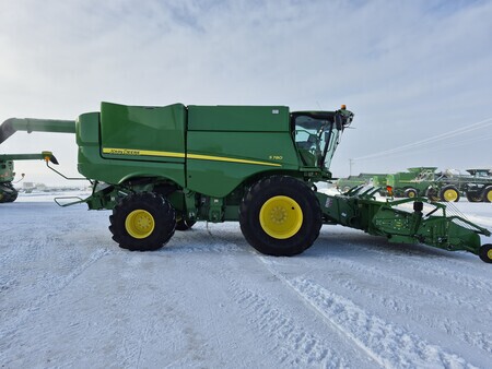 Used 2018 John Deere S780 Combines at Horizon Ag & Turf in St. Paul, AB - Photo9