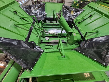 Used 2018 John Deere S780 Combines at Horizon Ag & Turf in St. Paul, AB - Photo29