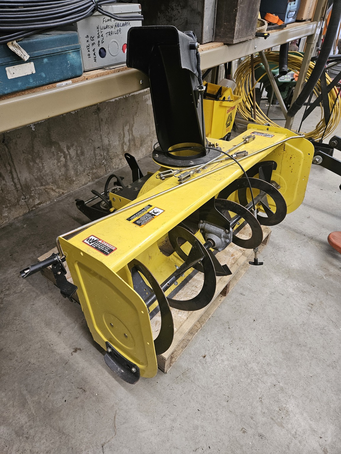 2011 John Deere 44 Image 1