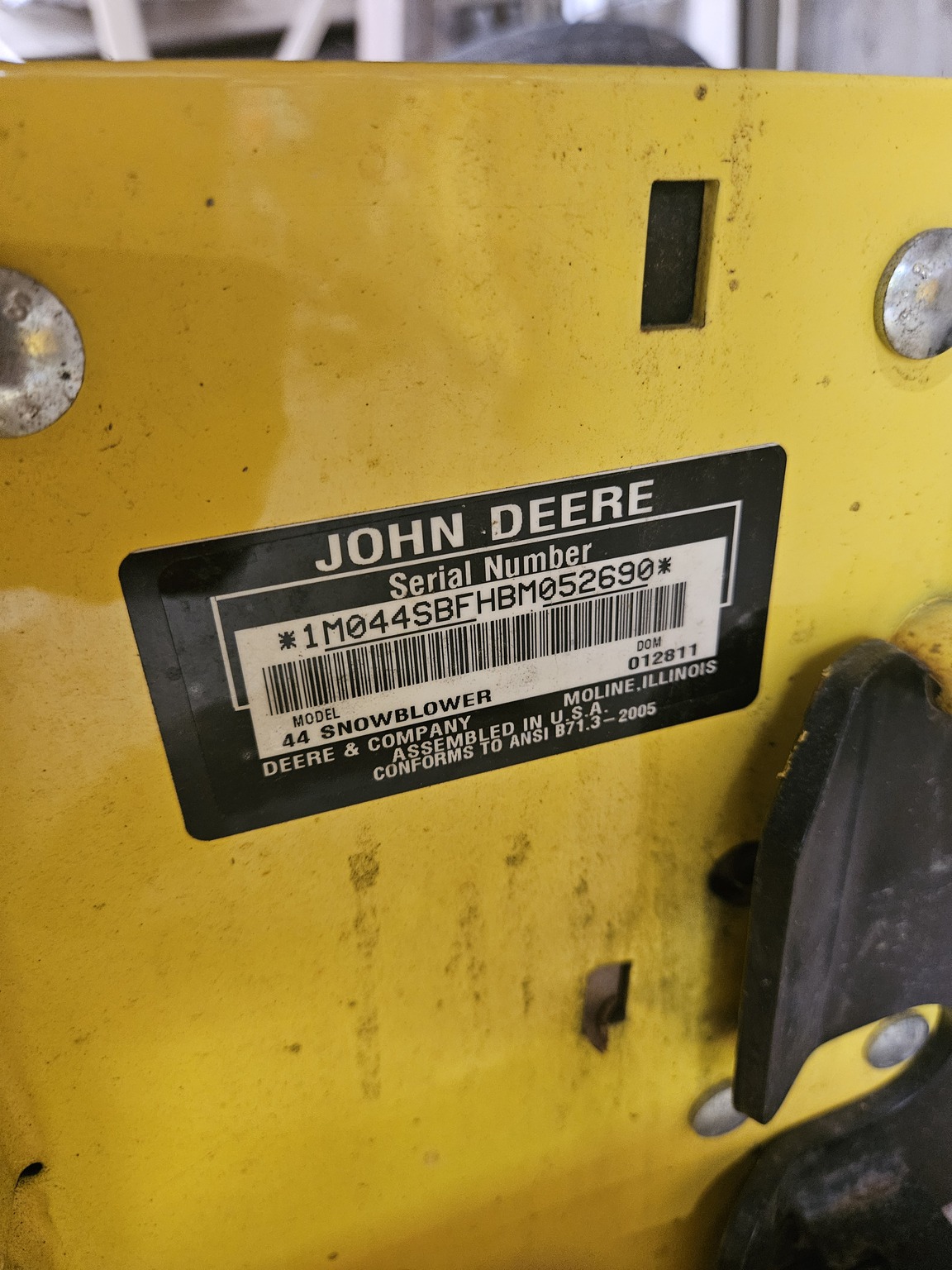 2011 John Deere 44 Image 6