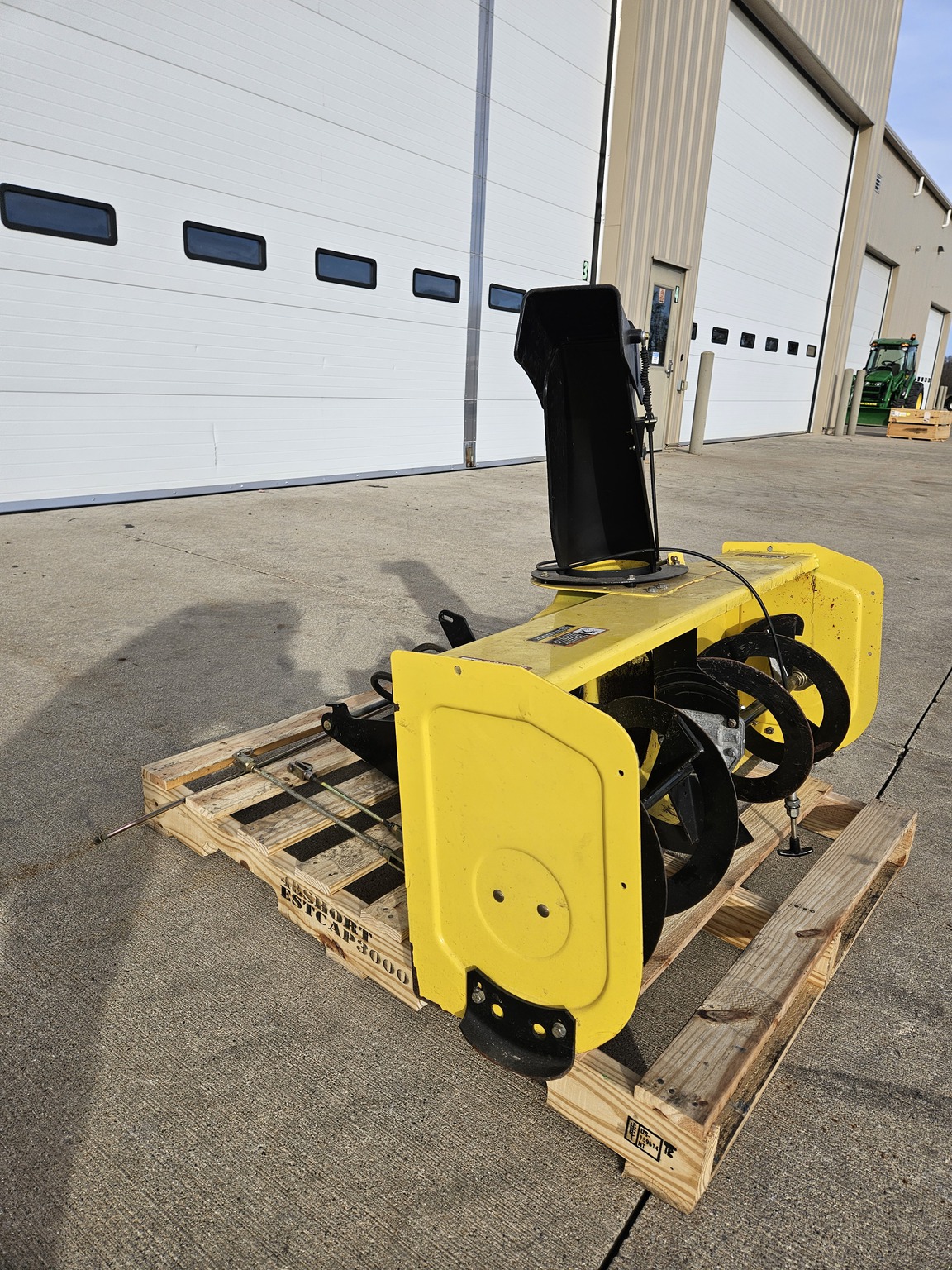 2011 John Deere 44 Image 3