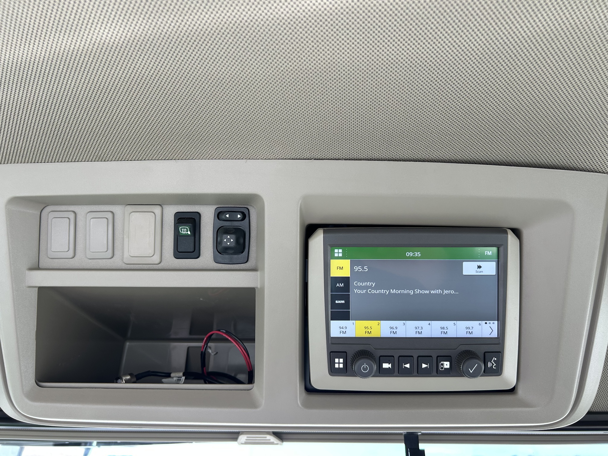 2024 John Deere 8R 310 Image 17