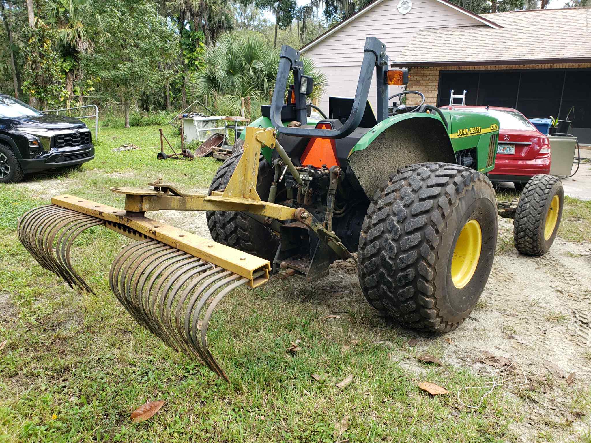 1999 John Deere 5310 Image 11