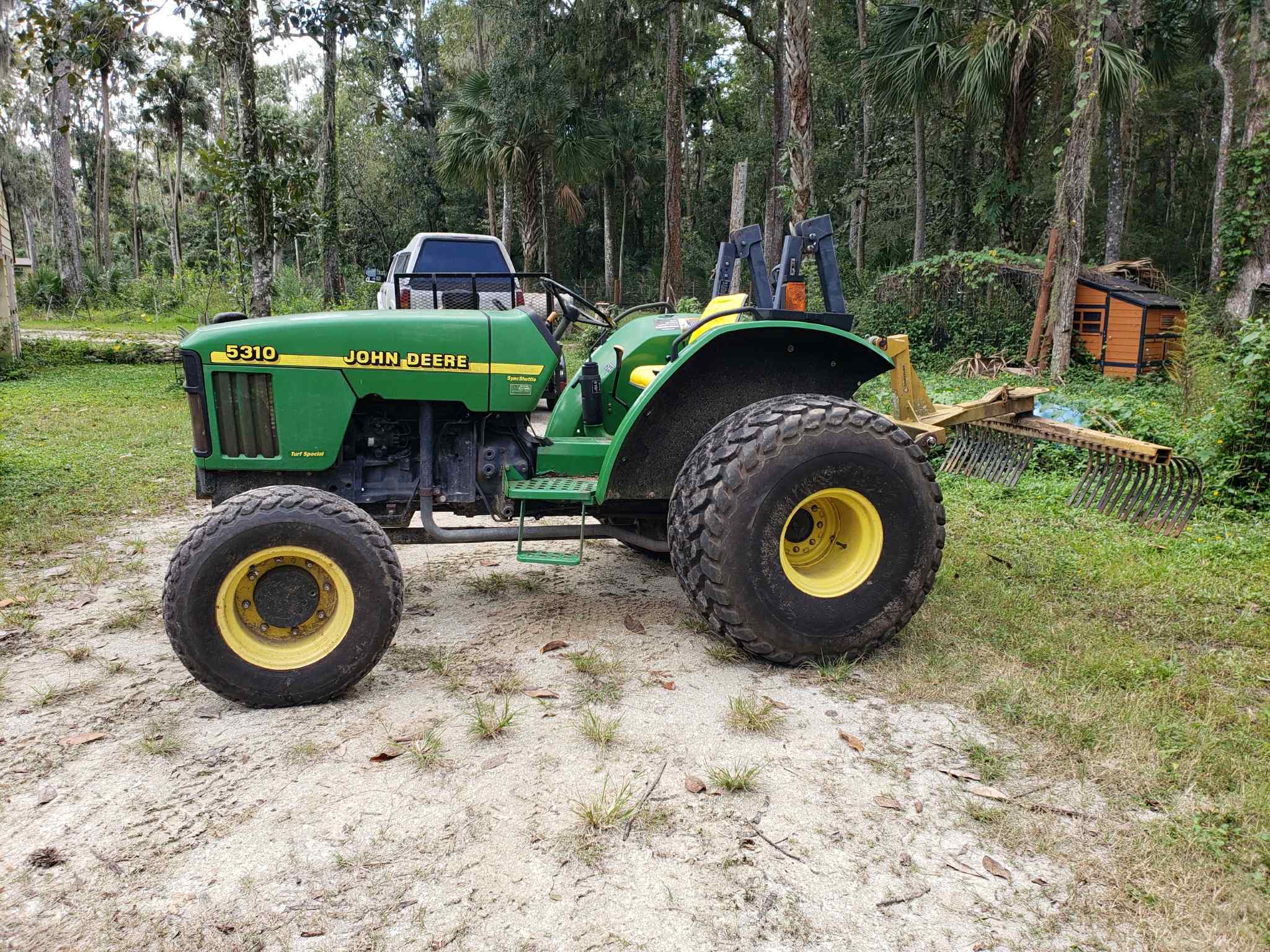 1999 John Deere 5310 Image 14