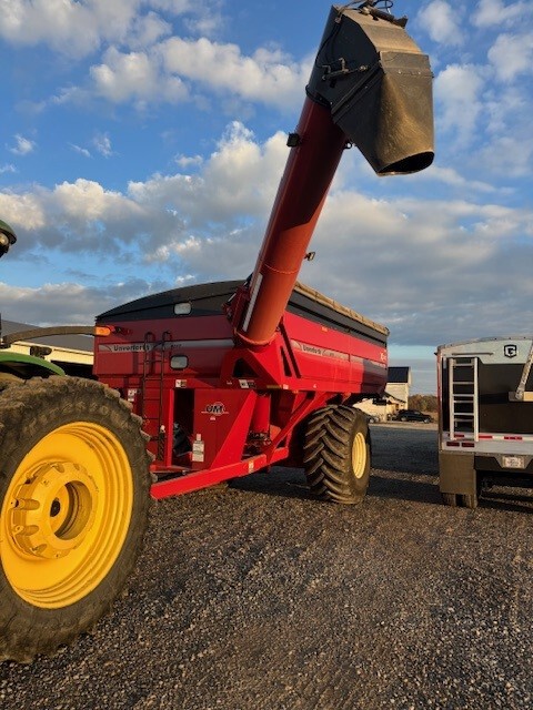 2020 Unverferth 1017 Image 9