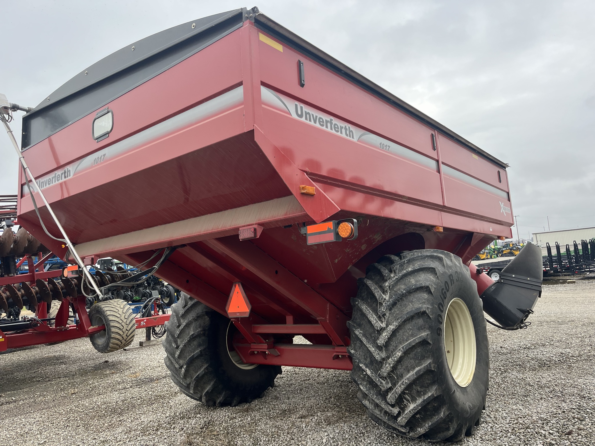 2020 Unverferth 1017 Image 4