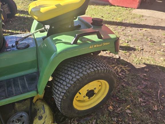 1997 John Deere 425 - Photo3